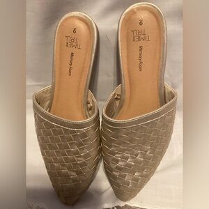 Time And Tru Woven Mule Womens Size 9 Memory Foam Slip On Flats Shoes NEW